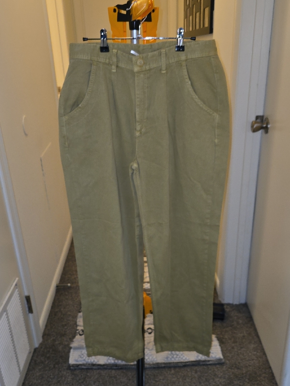NWOT FREE PEOPLE Khaki Straight-Leg Chinos
